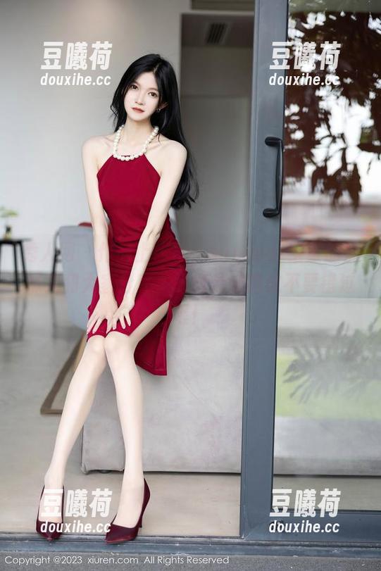秀人网 - 作品上线了，summer宝宝的妹妹来和大家分享，随意走过路过不要错过喔！
