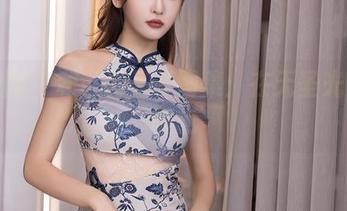 秀人网 - 利世的圣诞图集：在无圣光下的暖意