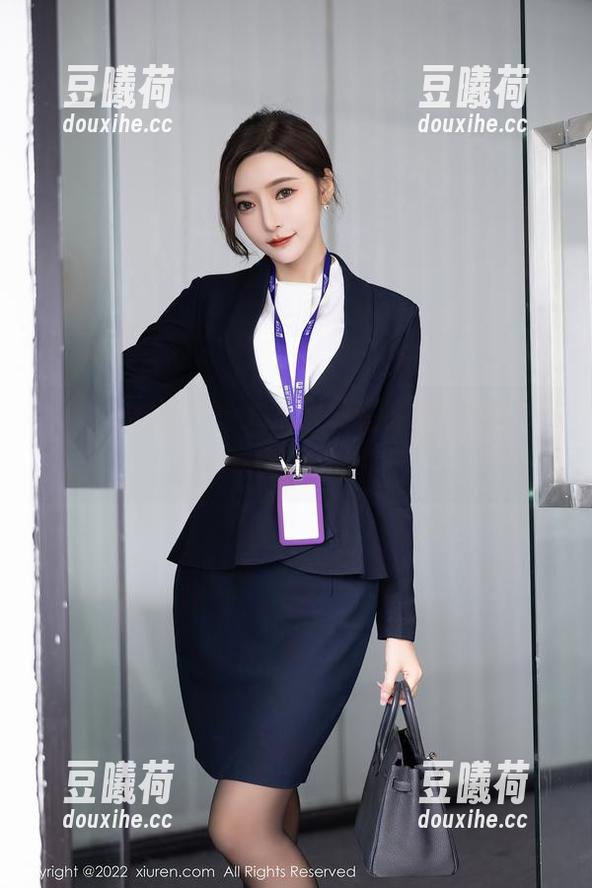 秀人网-小九月 秀人网 - 听说小九月又更新新作,在线等“秘密”外泄!