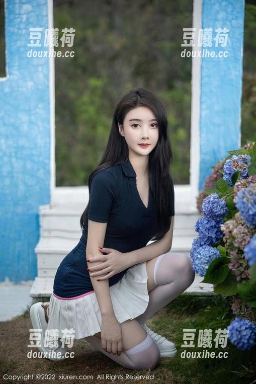 秀人网 - 徐莉芝Booty的卷米足下图包，更新后只想说...这是什么神仙脚？