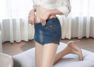 秀人网 - 沈佳熹Kitty星辰的美图，一条丝袜居然能讲出这么多话