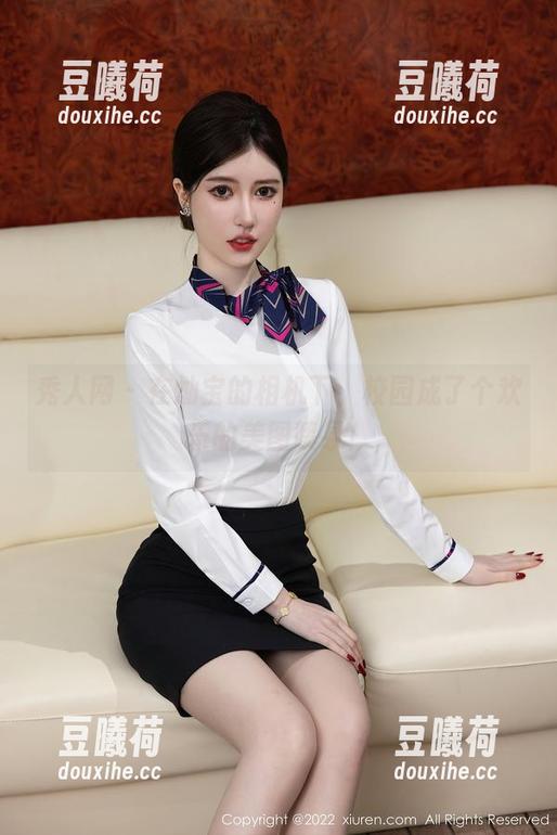 秀人网-灿宝 秀人网 - 在灿宝的相机下,校园成了个欢乐的美图喷泉!