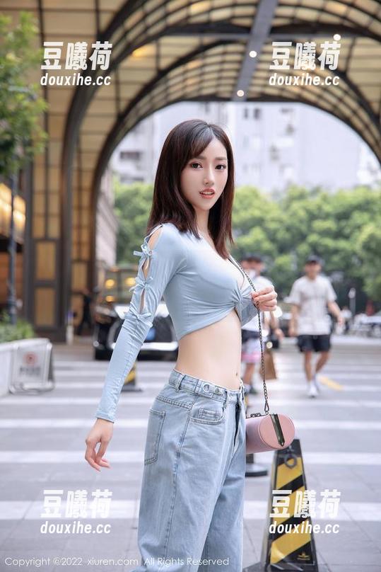 秀人网 - 珠三角的日子，一张陆萱萱的高清壁纸就能拯救我的每一天！
