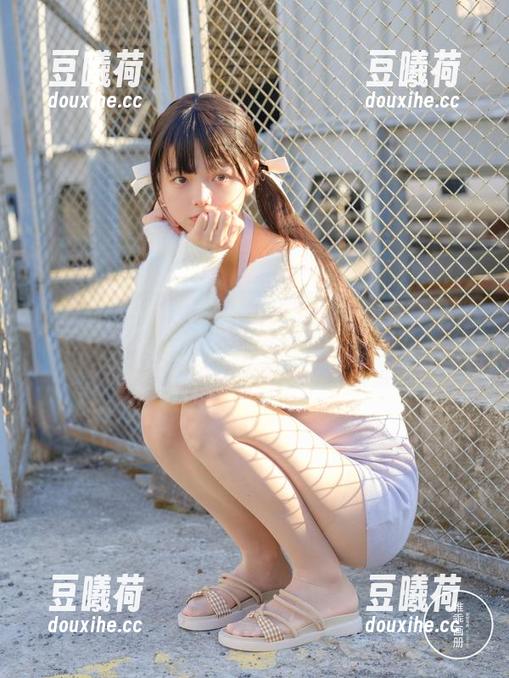 稚乖画册-赤西夜夜 稚乖画册 - 赤西夜夜的“吉他少女”精选:这琴声能不能结束我的单身?