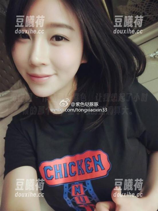 童小芯 微密圈 - 作品里的紫色,让我想起了小时候的那个梦,童小芯的脑洞真大。