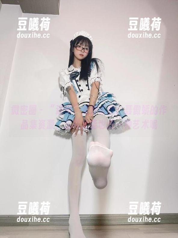 微密圈 - “透明”是种态度：聂傲娇的作品集资源，怎样才能也是一种艺术呢