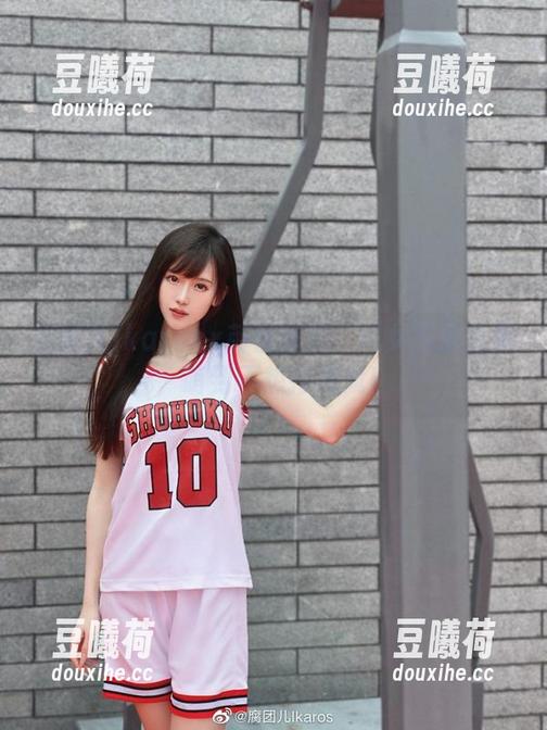 腐团儿Ikarosx英雄联盟：风女高清合集，萌到不想打游戏！