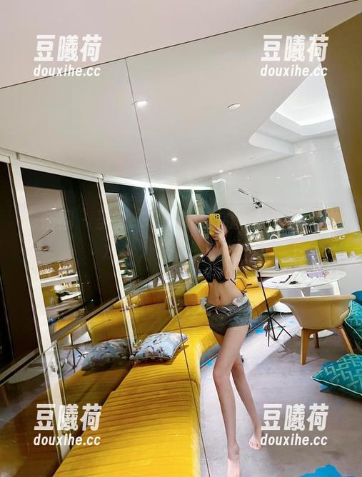 葛征 微密圈 - 圣诞来了,葛征的照片资源一样没少,究竟啥感觉?