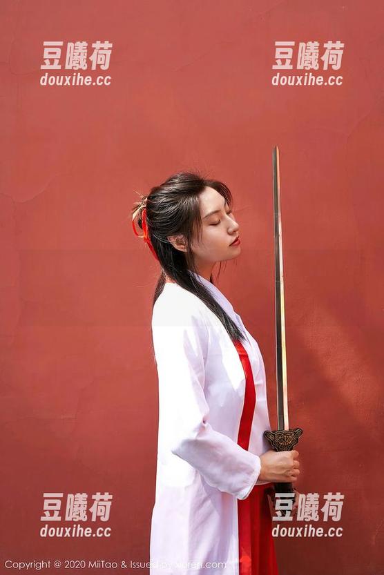 蜜桃社-美绪 蜜桃社 - 美绪的女神宝典,收录最美的美图,让你每天都闪耀!