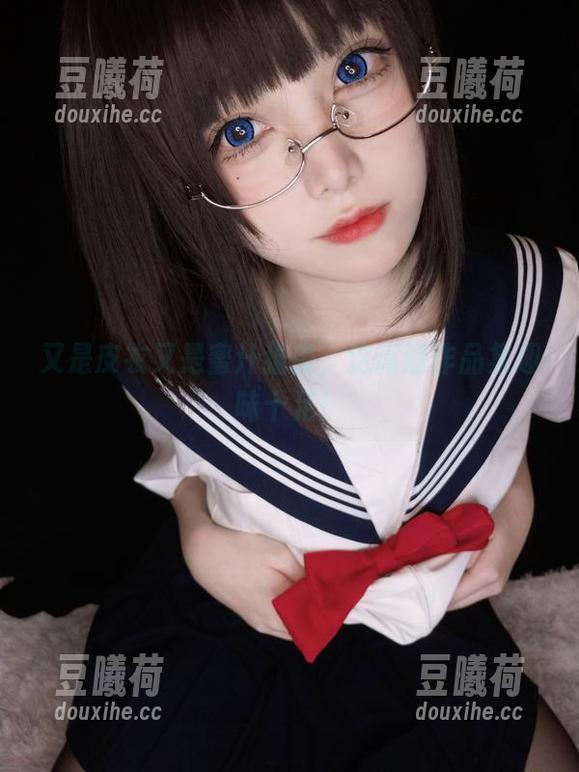 又是皮衣又是蜜汁猫裘，这高清作品集趣味十足！