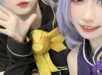 跟贝儿酱Miki学女友照：作品再好也没手！