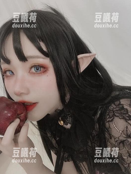 起司块wii 就在这里,起司块wii的护士写真,让我又酸又甜的美图等着你来发现!