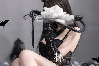 微密圈 - 新鲜出炉：超辣的林一套装写真登场！一件才499999元，买全套我送你一只鸭子！
