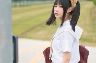 图片里学姐的气质，铭铭kizami，你再美我也没办法全信啊！