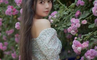 这壁纸太有魔力了，黑猫猫ovo在运动中，我的眼睛都不够用了！